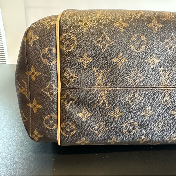Louis Vuitton Monogram Totally MM - Picture 7 of 16